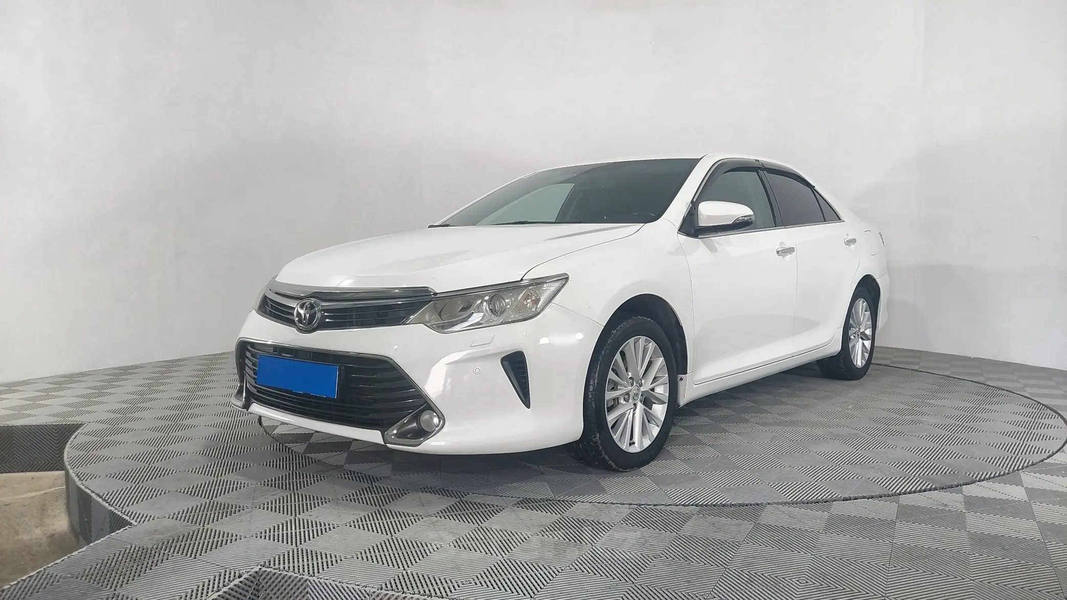 Toyota Camry 2015