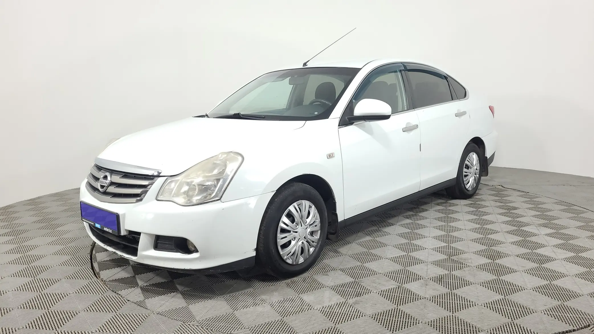 Nissan Almera 2013