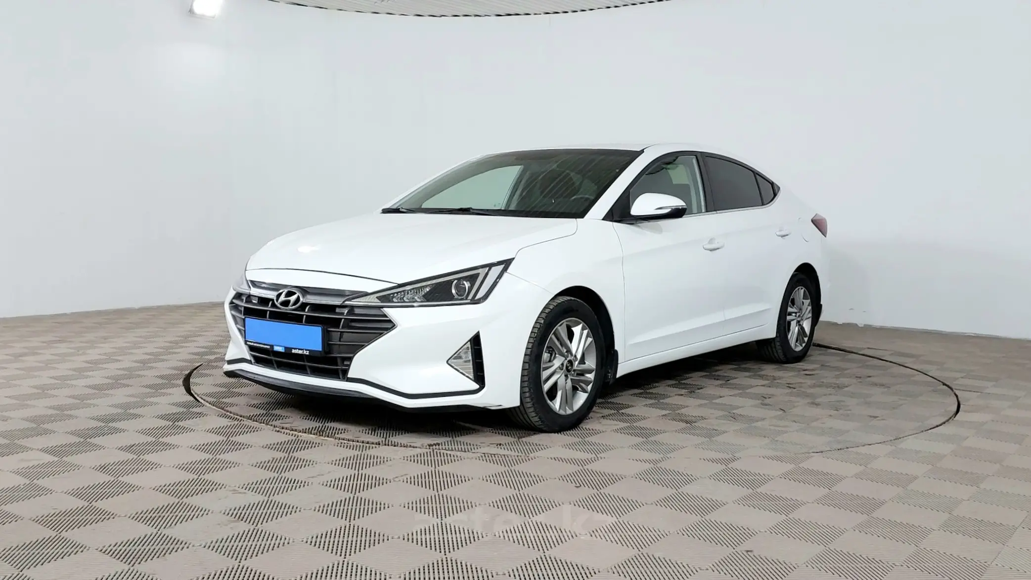 Hyundai Elantra 2019