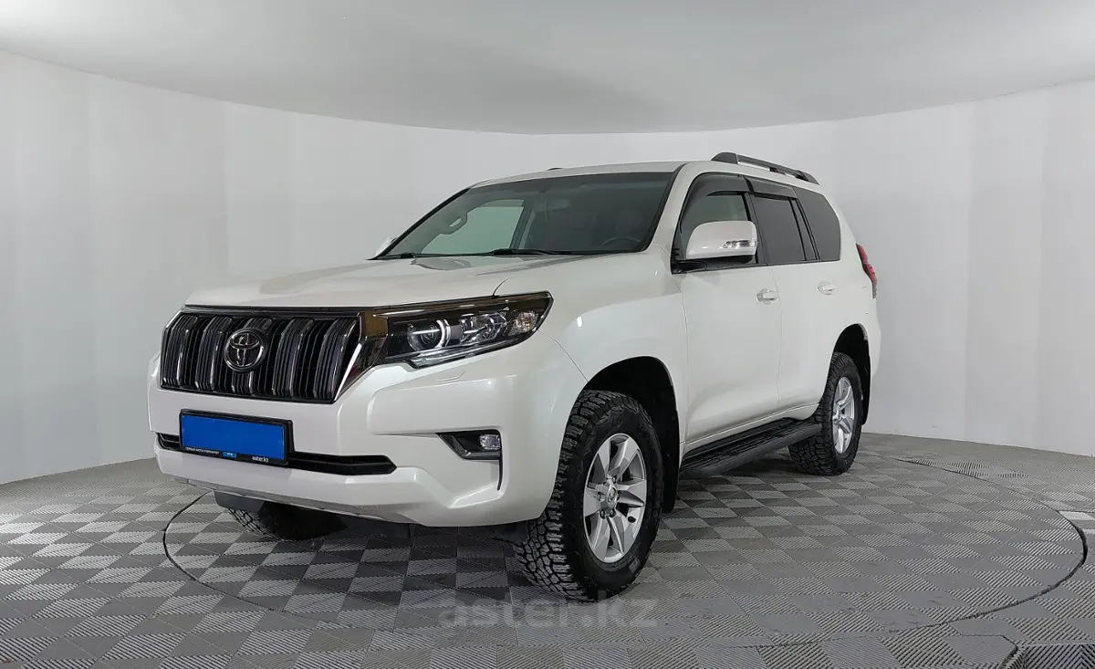 2018 Toyota Land Cruiser Prado