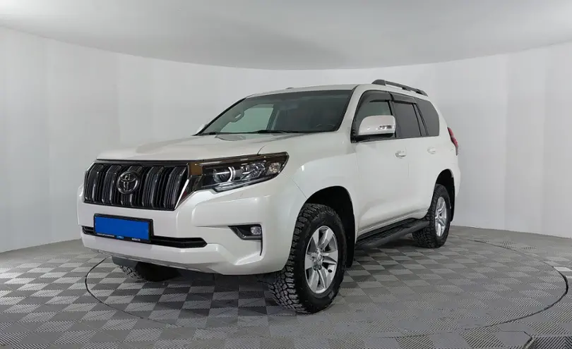 Toyota Land Cruiser Prado 2018 года за 21 250 000 тг. в Актау