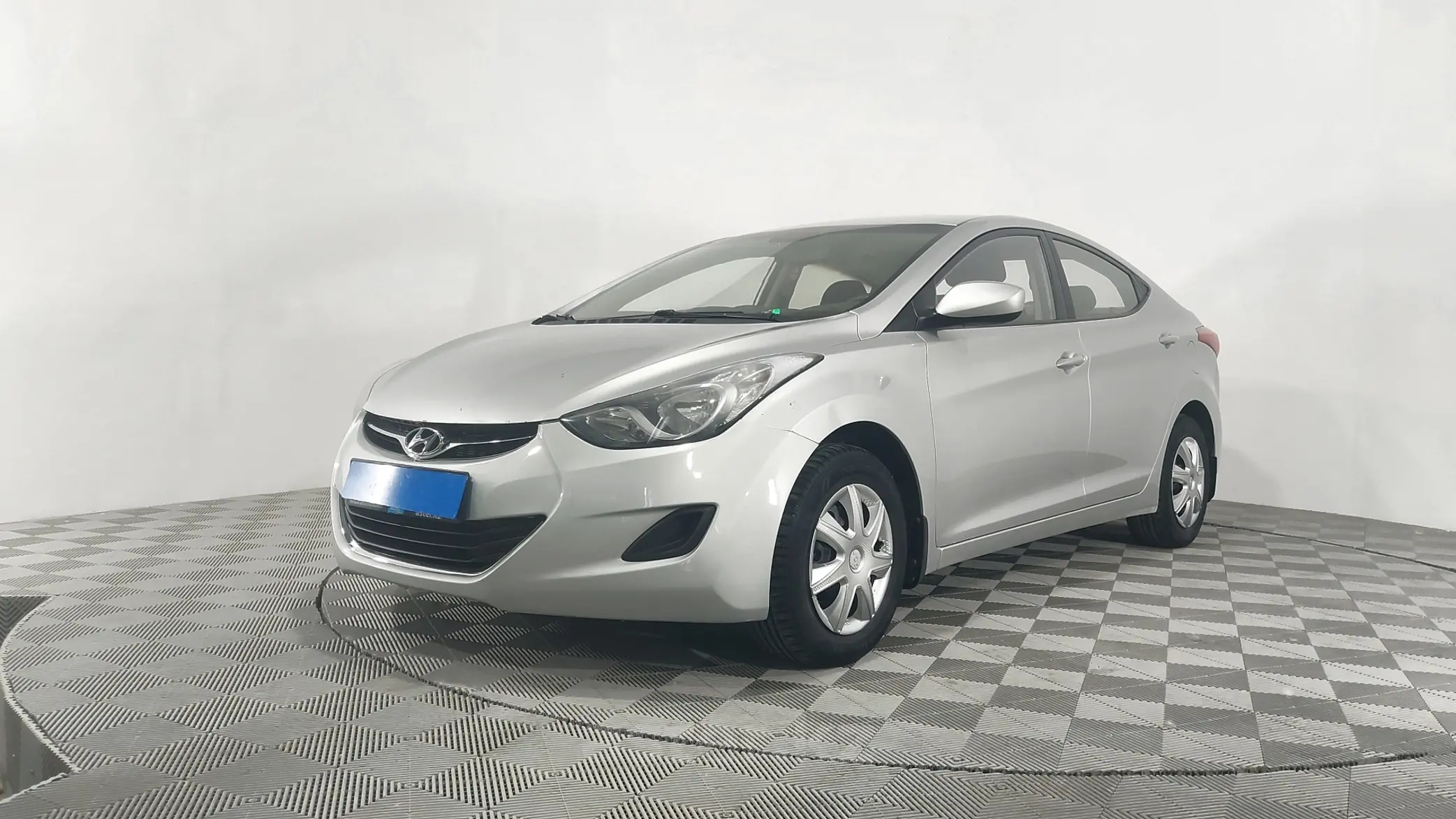 Hyundai Elantra 2013