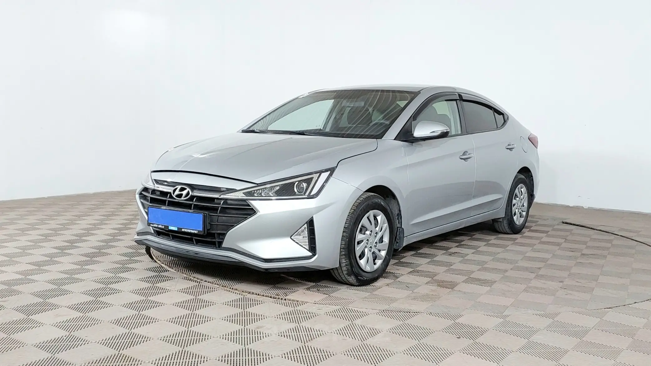 Hyundai Elantra 2019