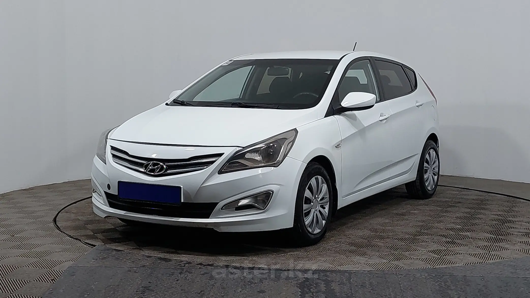 Hyundai Solaris 2015