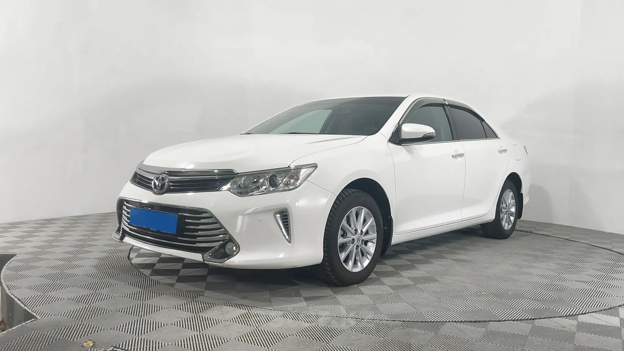 Toyota Camry 2015