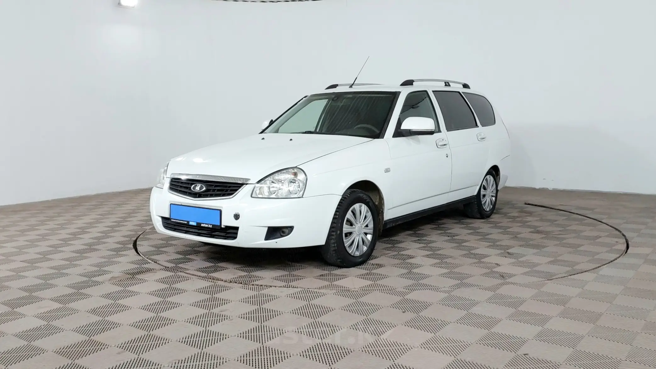 LADA (ВАЗ) Priora 2013