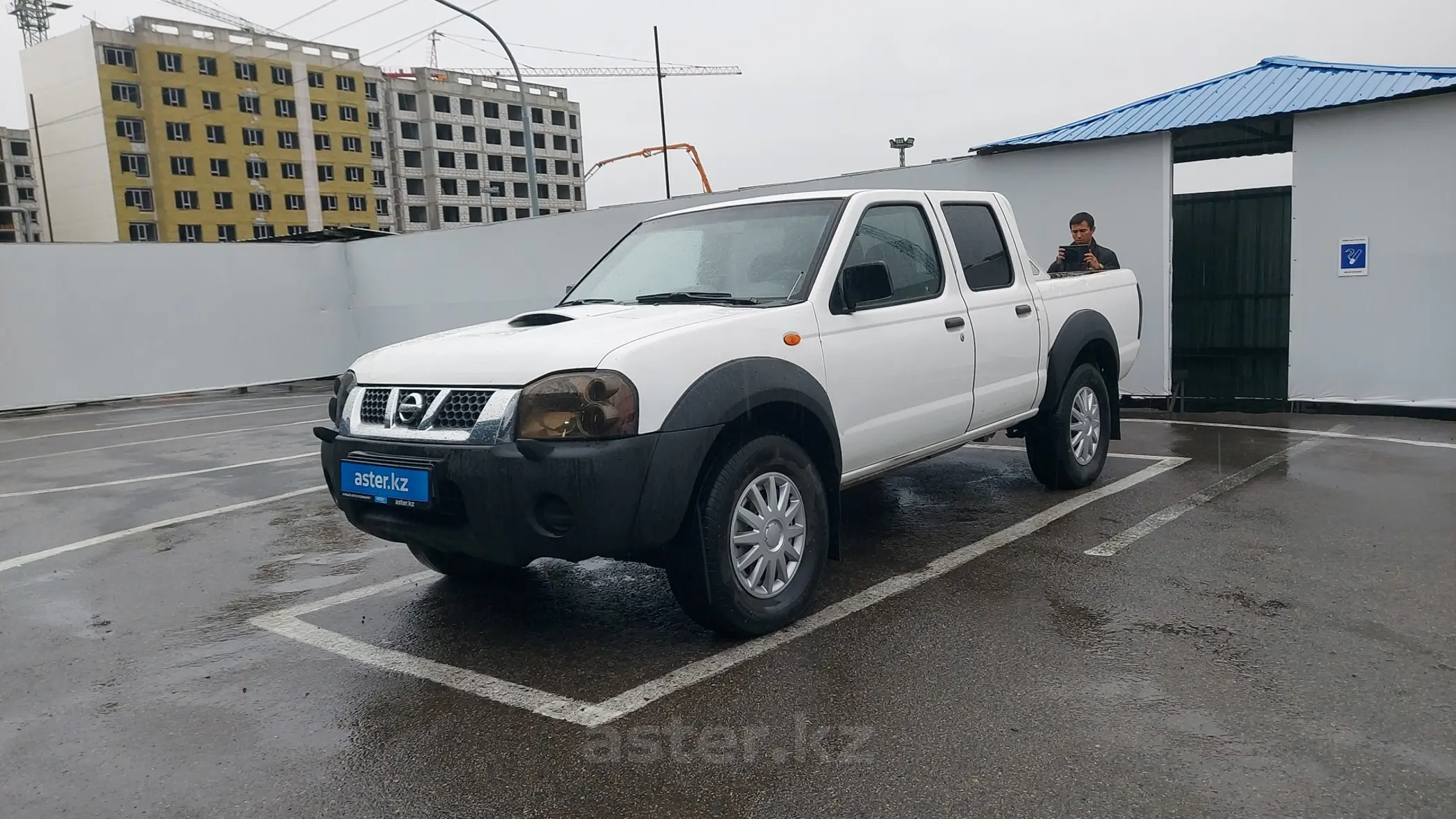 Nissan NP300 2011