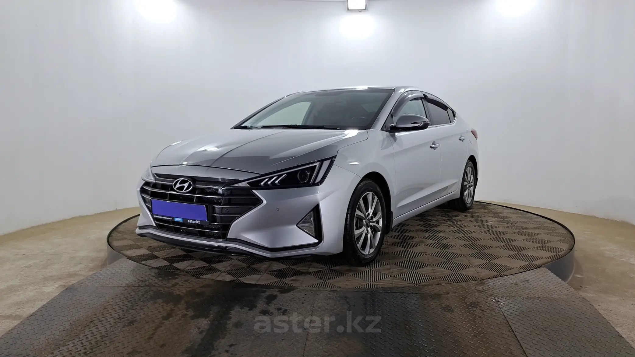 Hyundai Elantra 2019