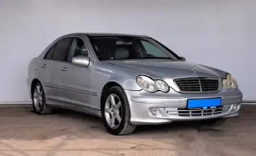 Mercedes-Benz C-Класс 2005 года за 3 400 000 тг. в Кызылорда фото 3