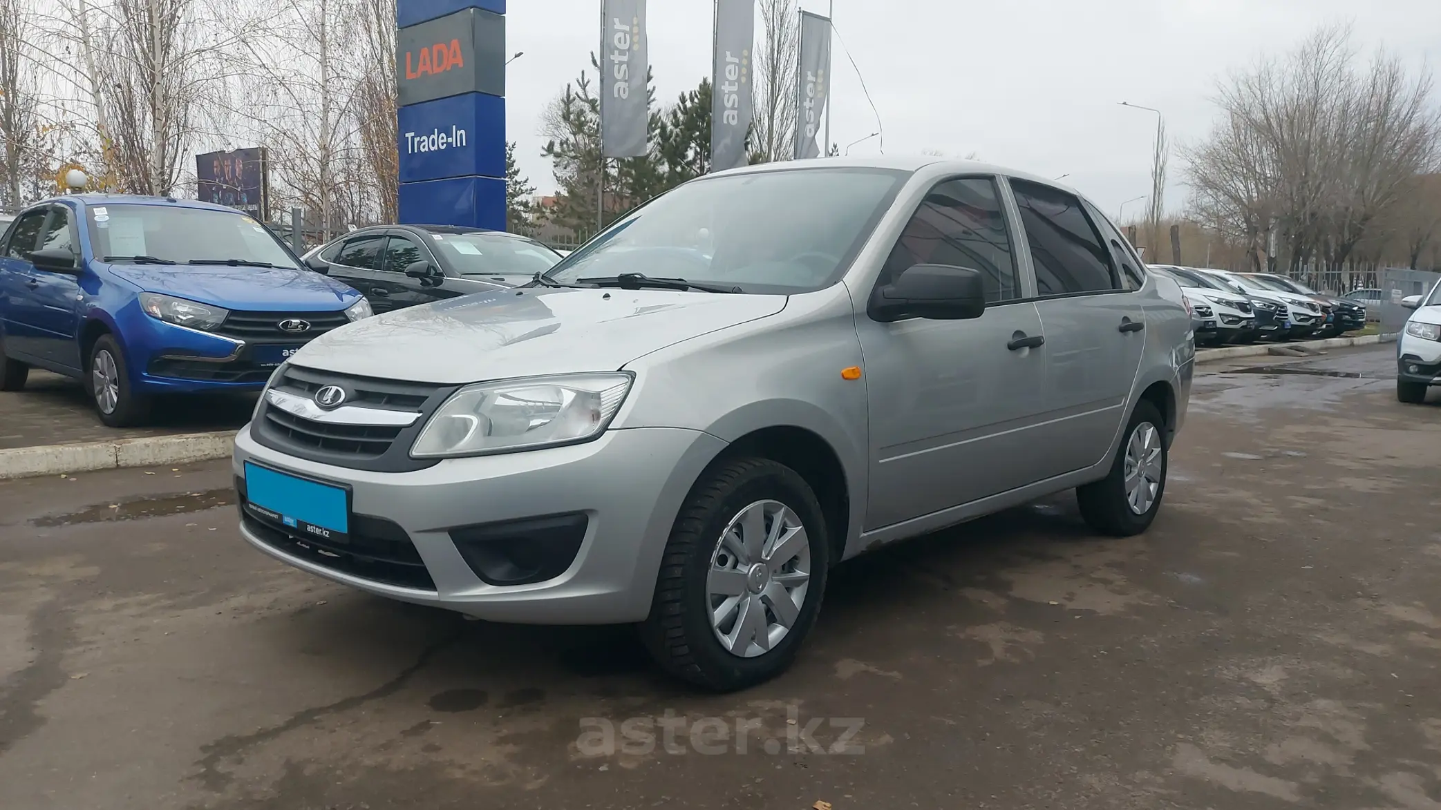 LADA (ВАЗ) Granta 2015