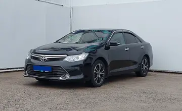 Toyota Camry 2015 года за 9 990 000 тг. в Уральск