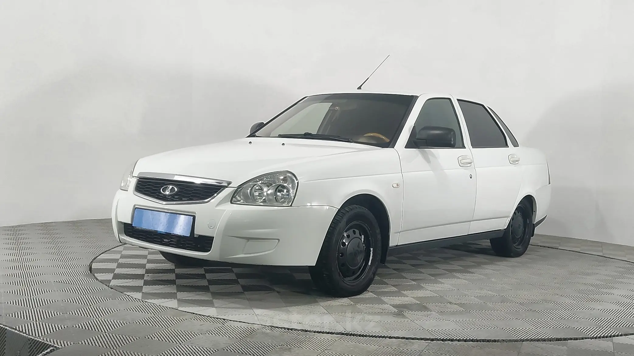 LADA (ВАЗ) Priora 2015