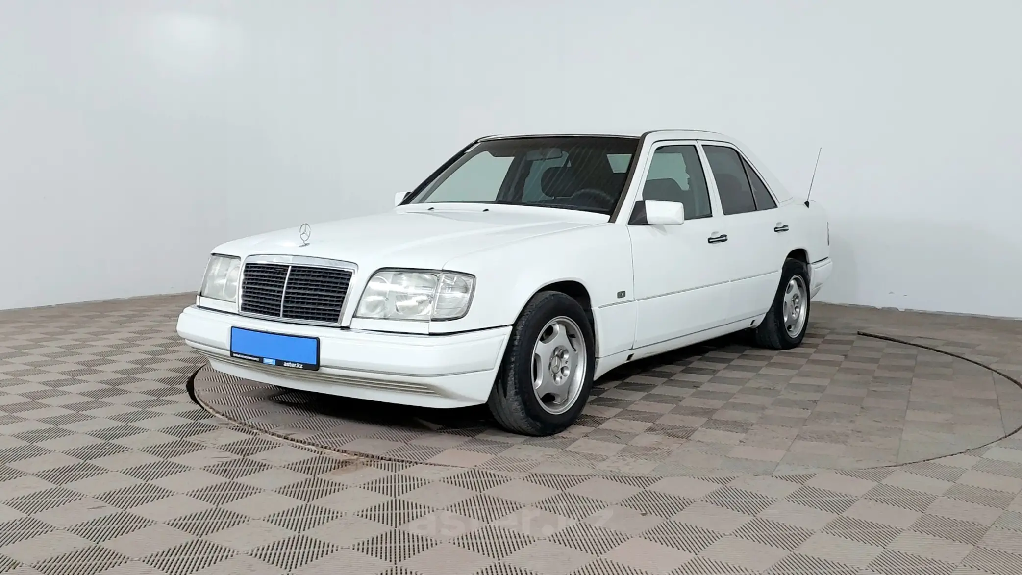 Mercedes-Benz E-Класс 1995