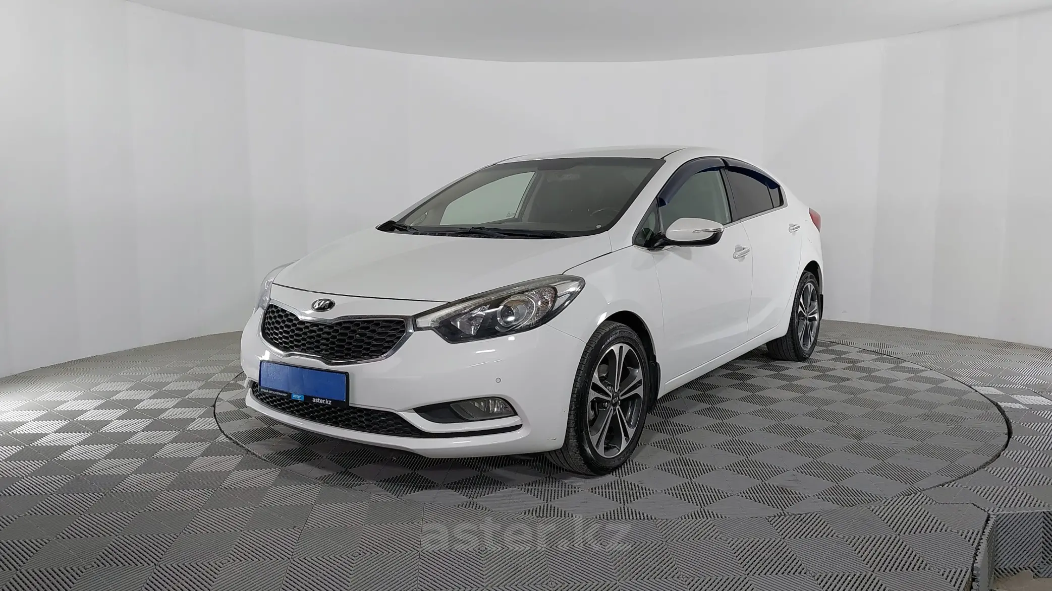 Kia Cerato 2013