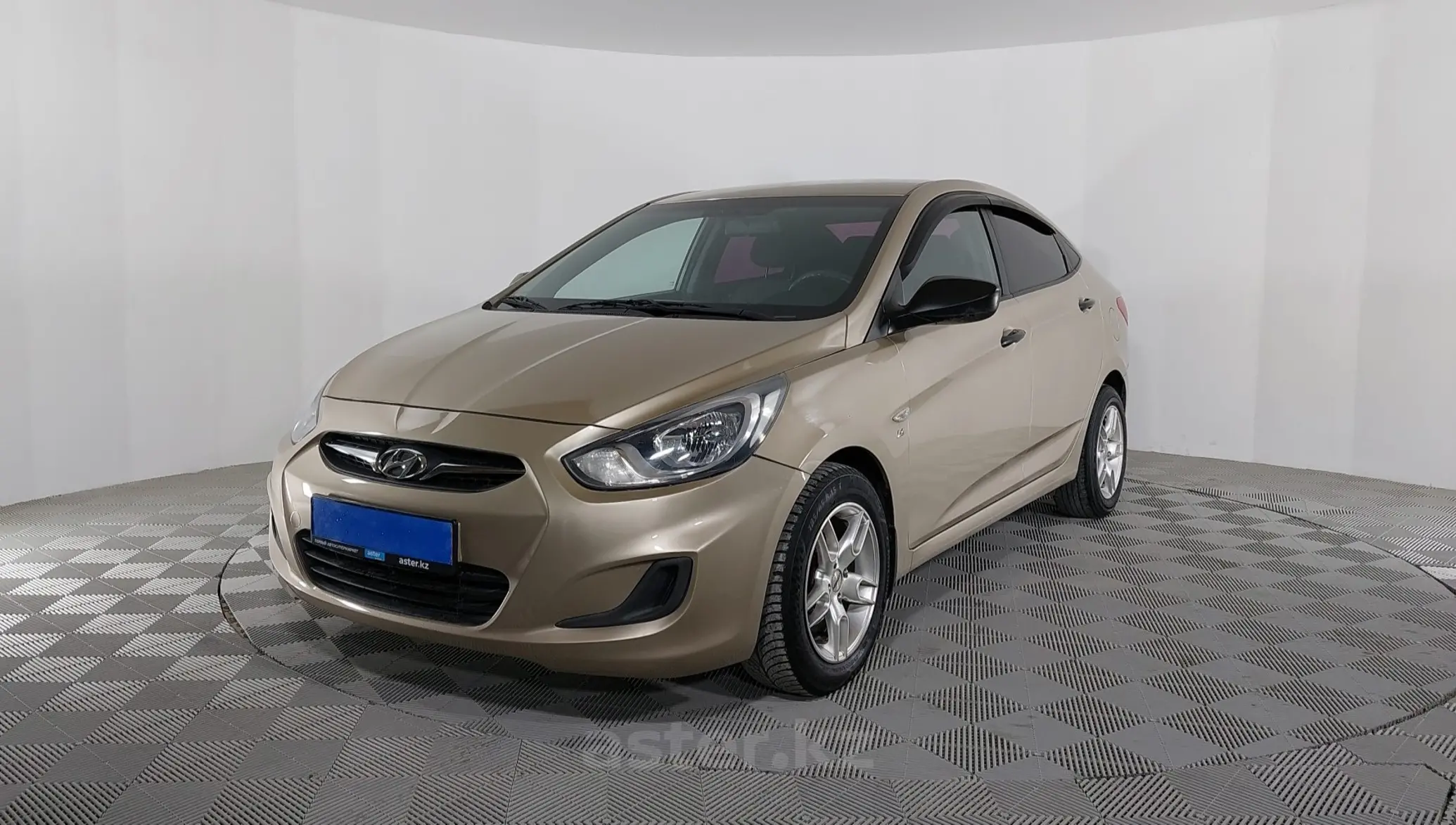 Hyundai Accent 2014