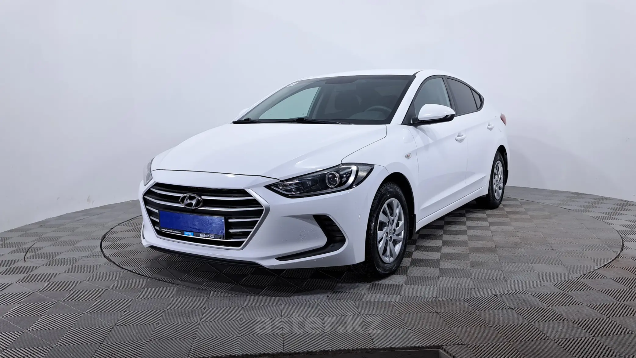 Hyundai Elantra 2018