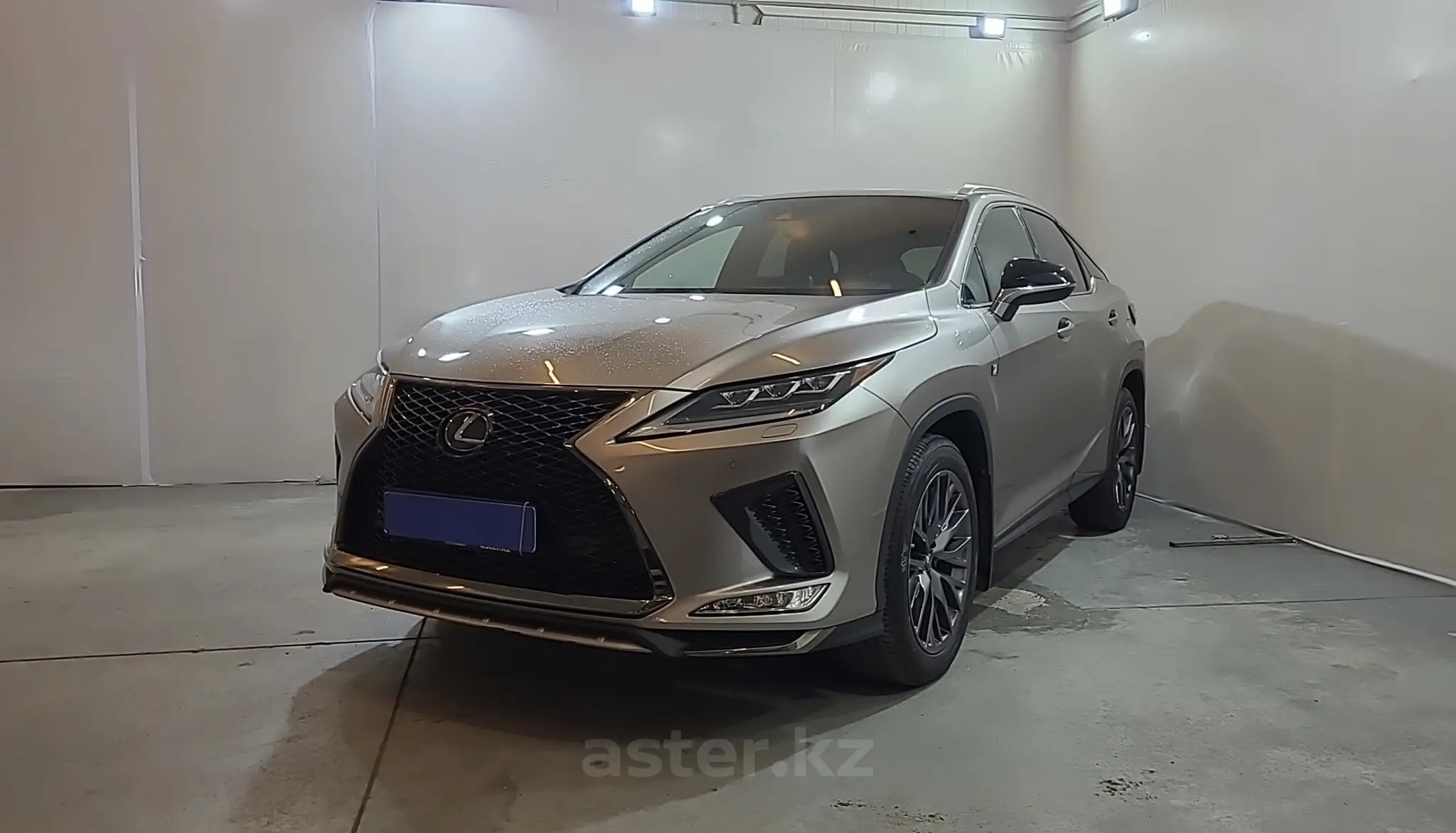 Lexus RX 2021