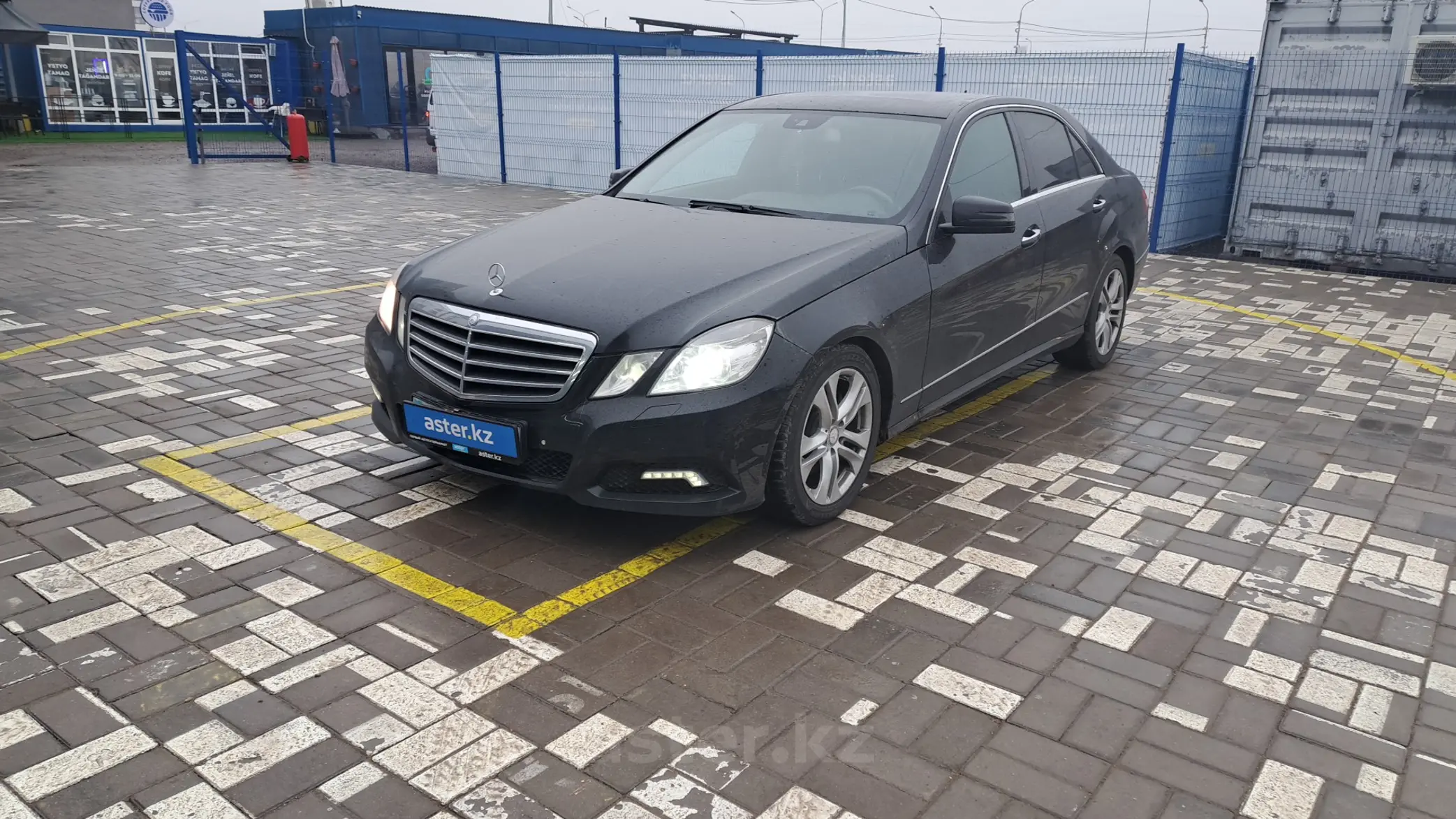 Mercedes-Benz E-Класс 2009