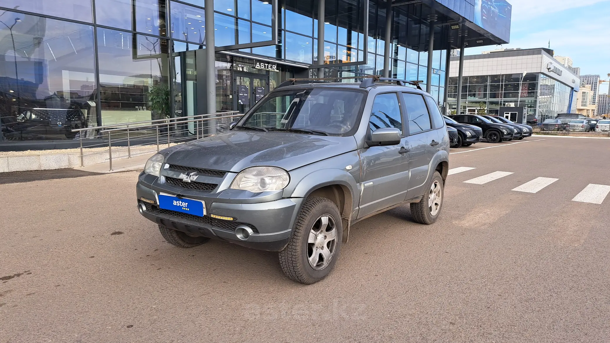 Chevrolet Niva 2012