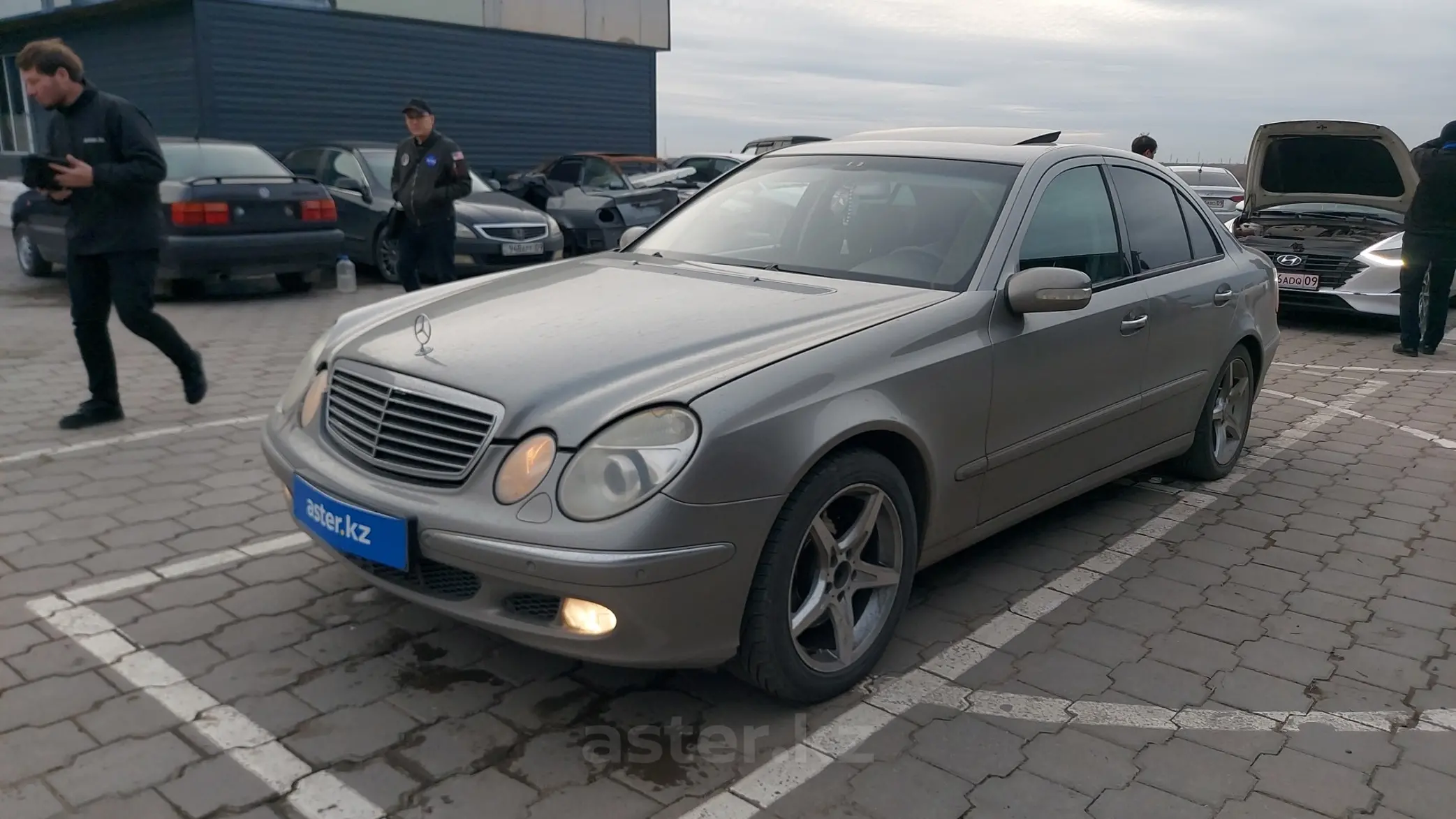 Mercedes-Benz E-Класс 2004