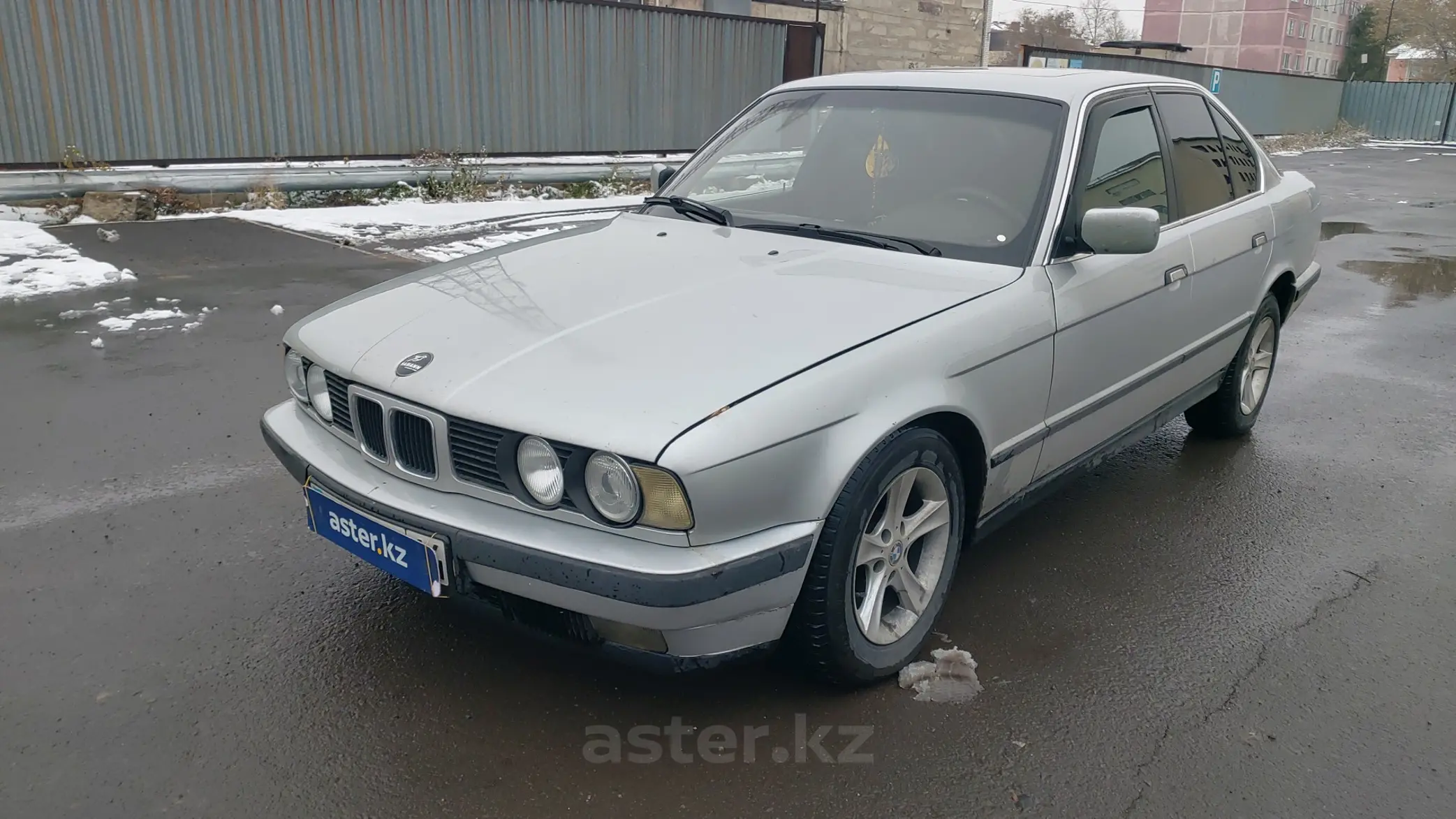 BMW 5 серии 1992