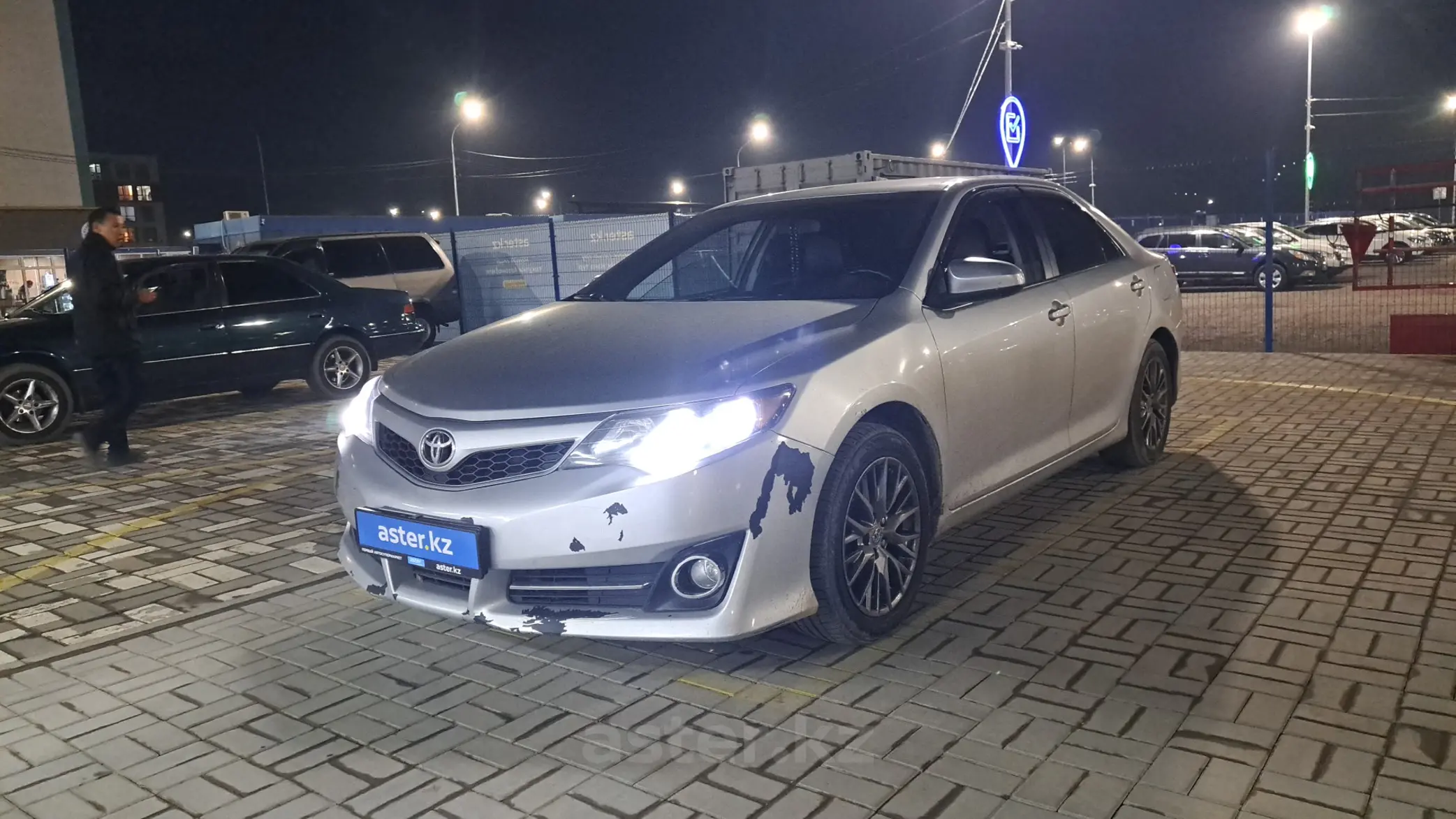 Toyota Camry 2014