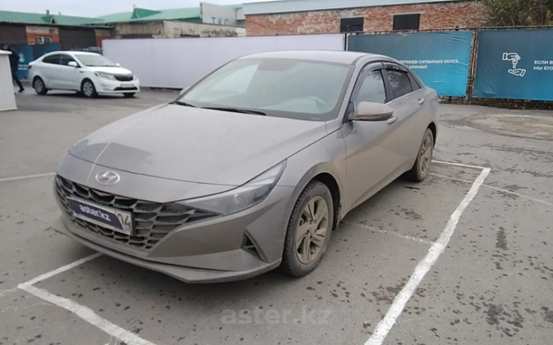 Hyundai Elantra 2021