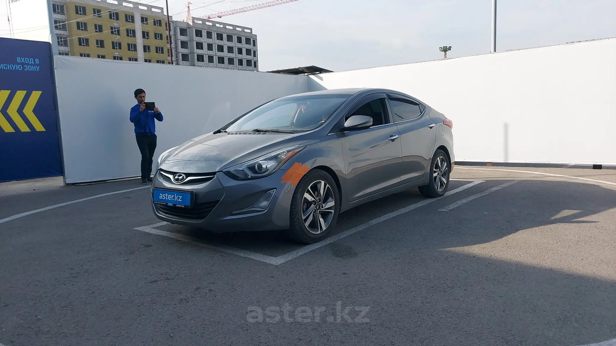 Hyundai Elantra 2014