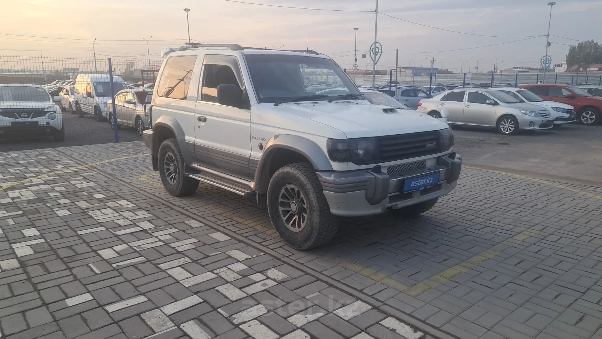 Mitsubishi Pajero 1992