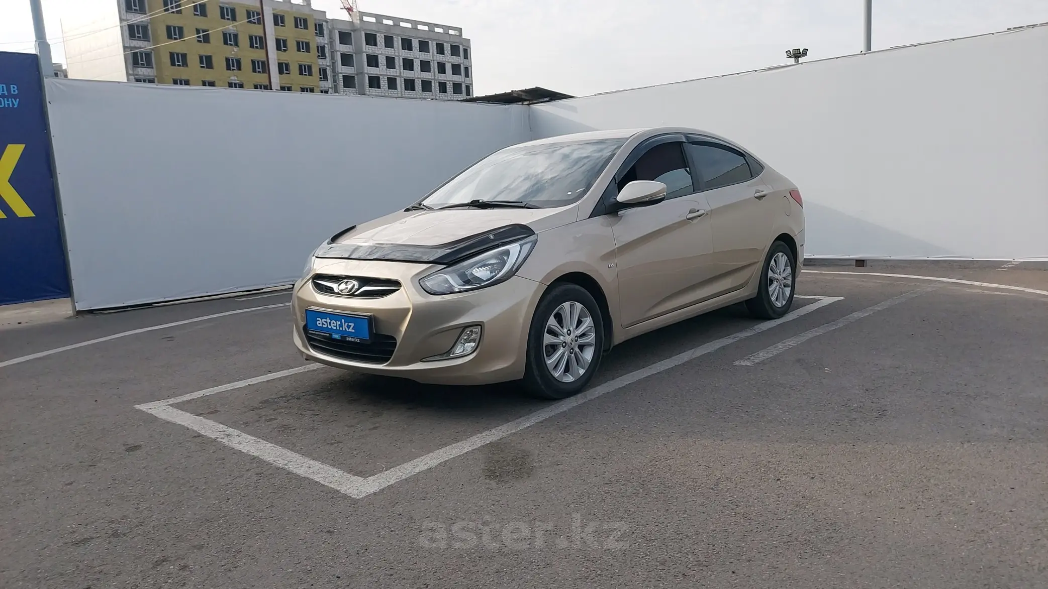 Hyundai Accent 2013