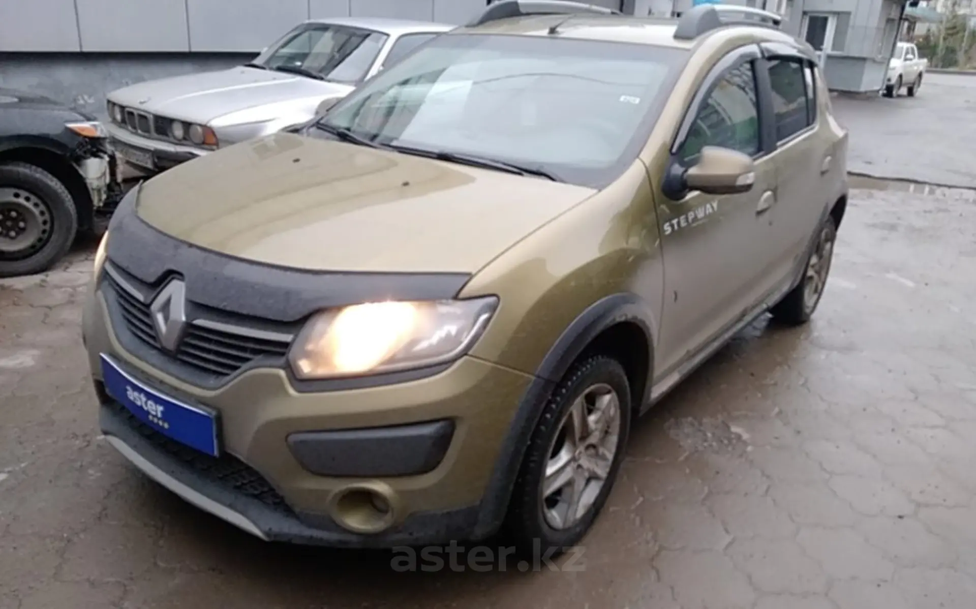 Renault Sandero 2015