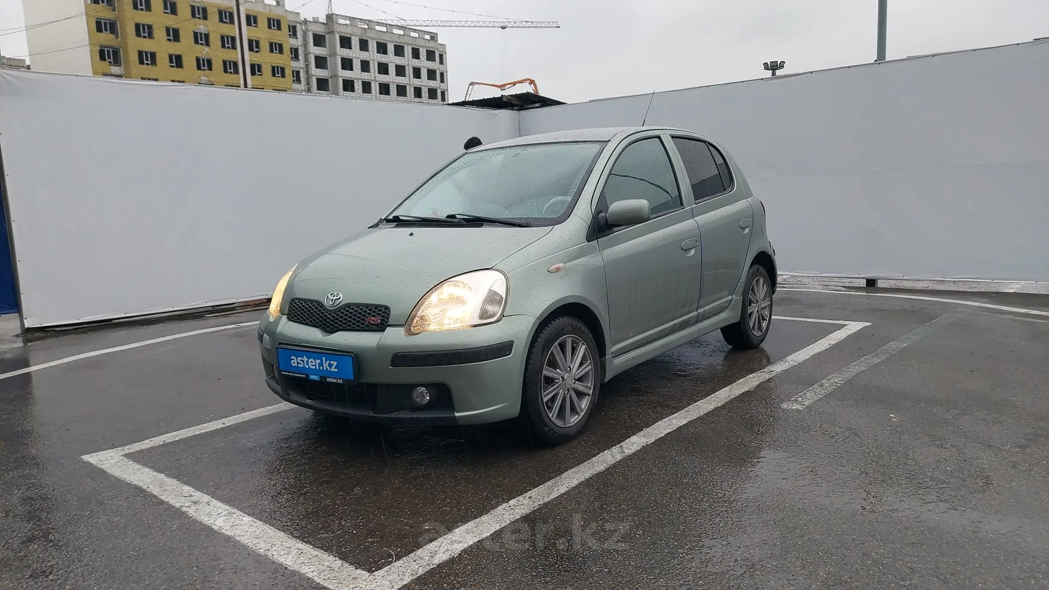 Toyota Yaris 2003