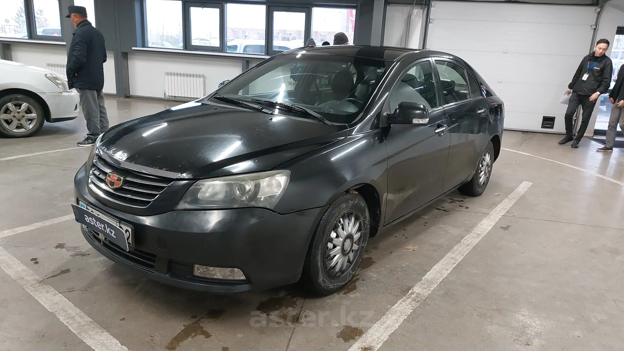 Geely Emgrand EC7 2013