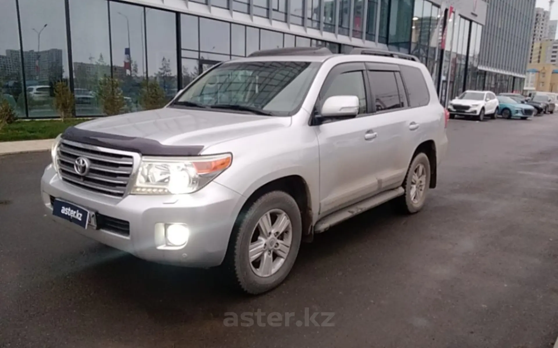 Toyota Land Cruiser 2012