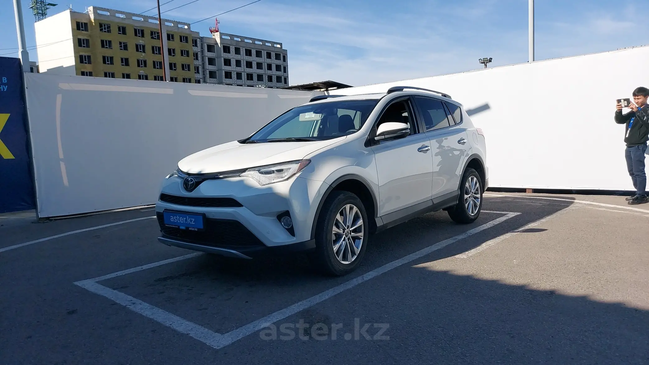 Toyota RAV4 2017