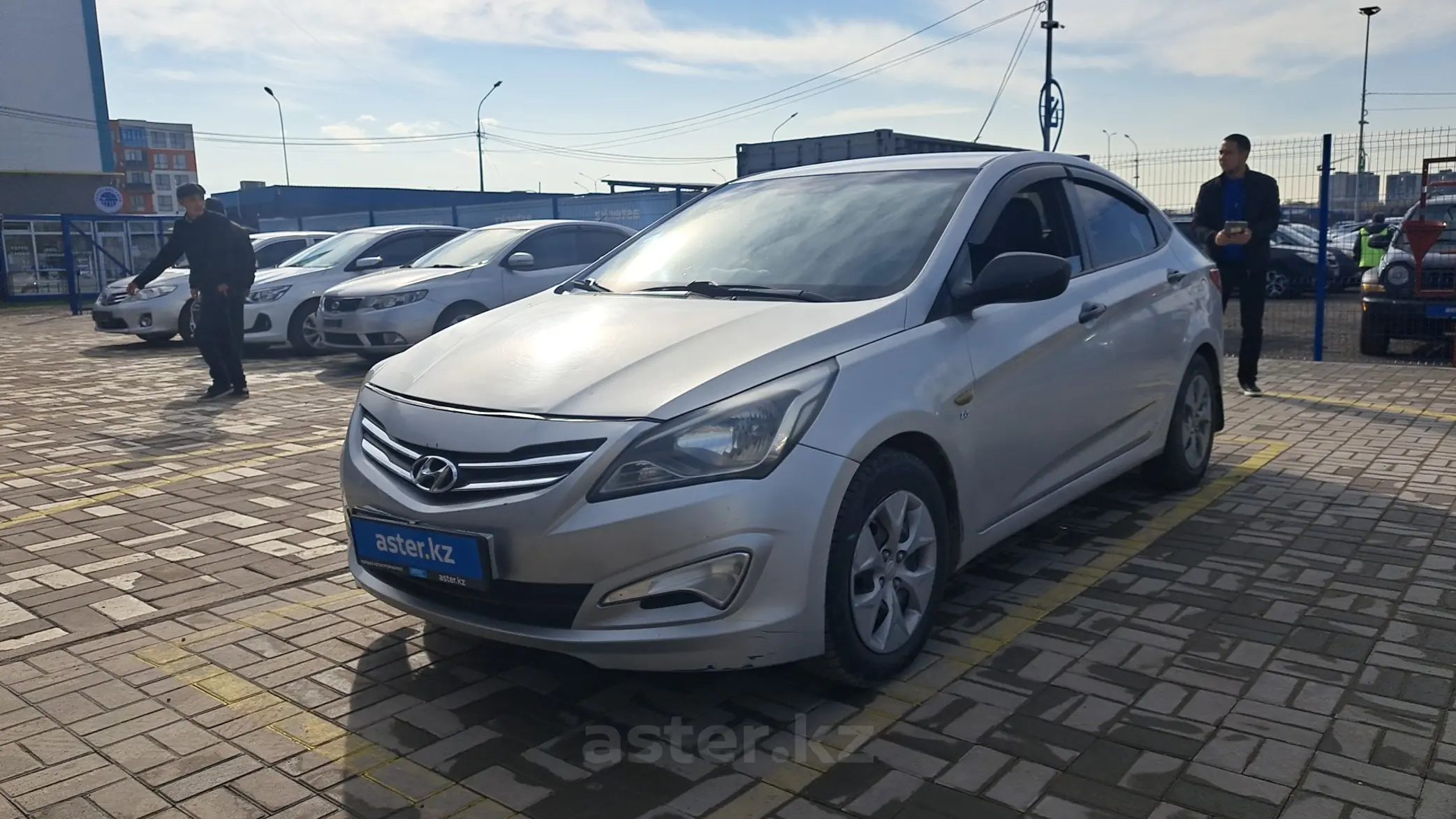 Hyundai Accent 2015