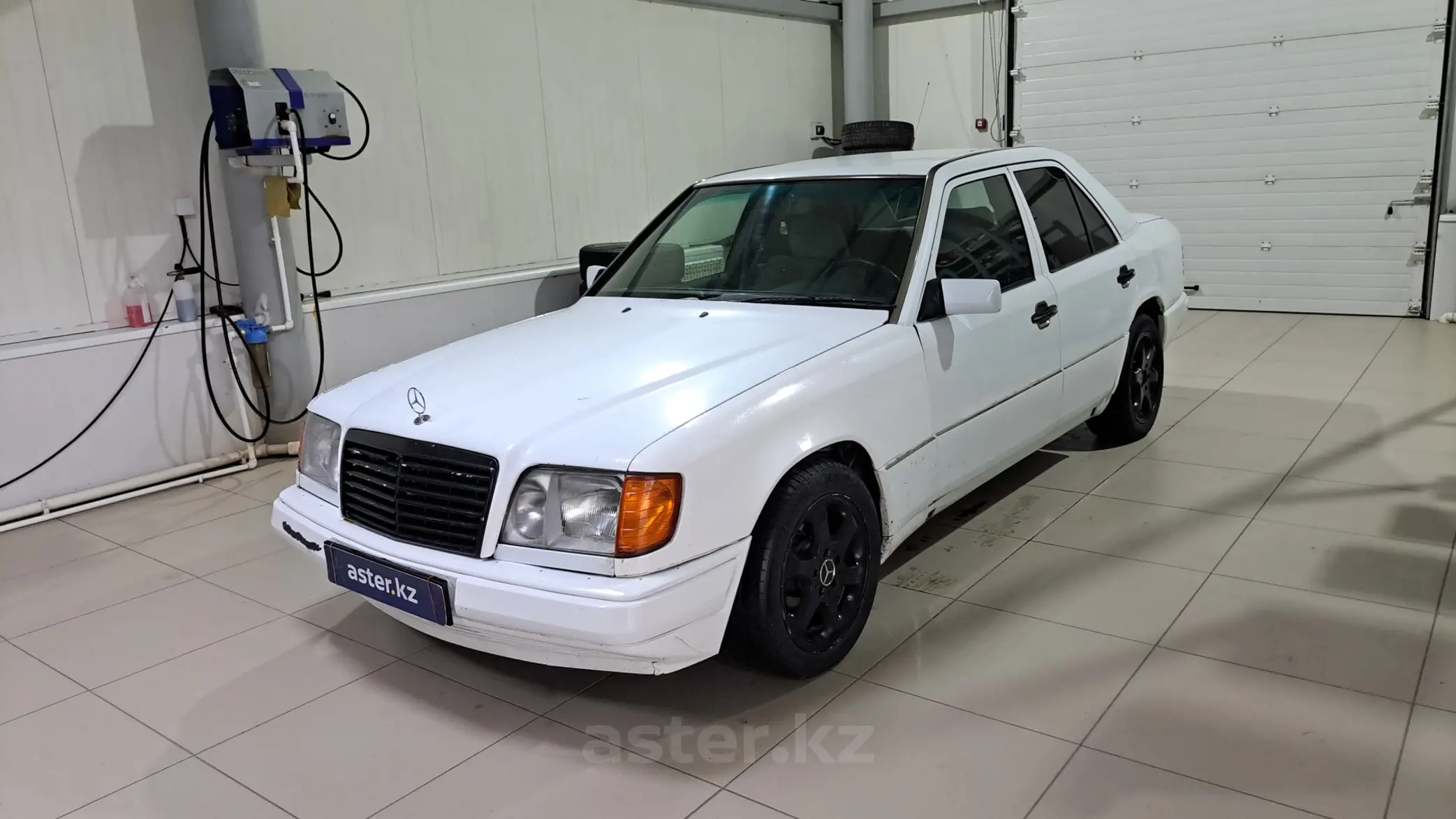 Mercedes-Benz W124 1990