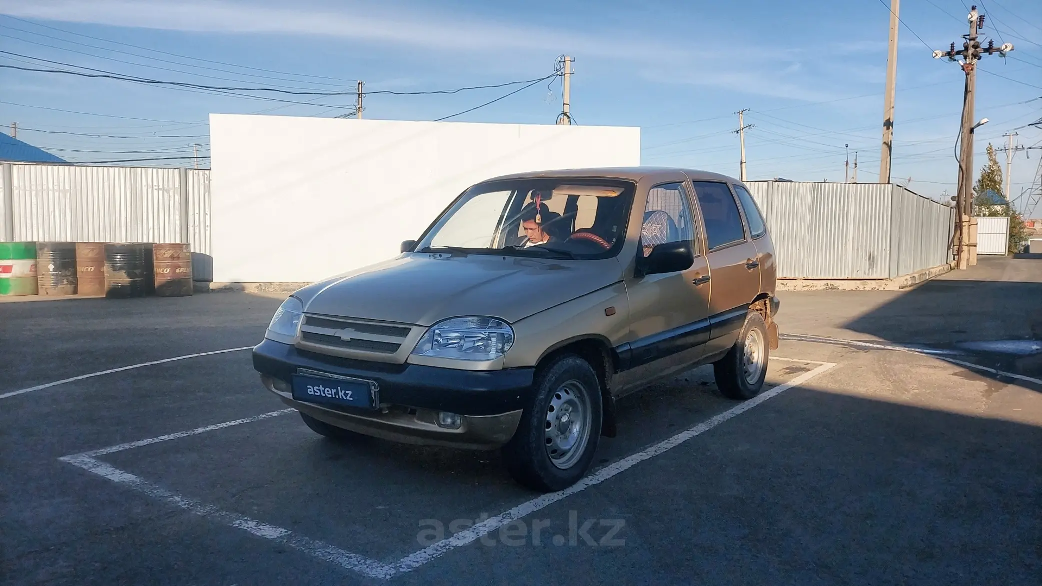 Chevrolet Niva 2004