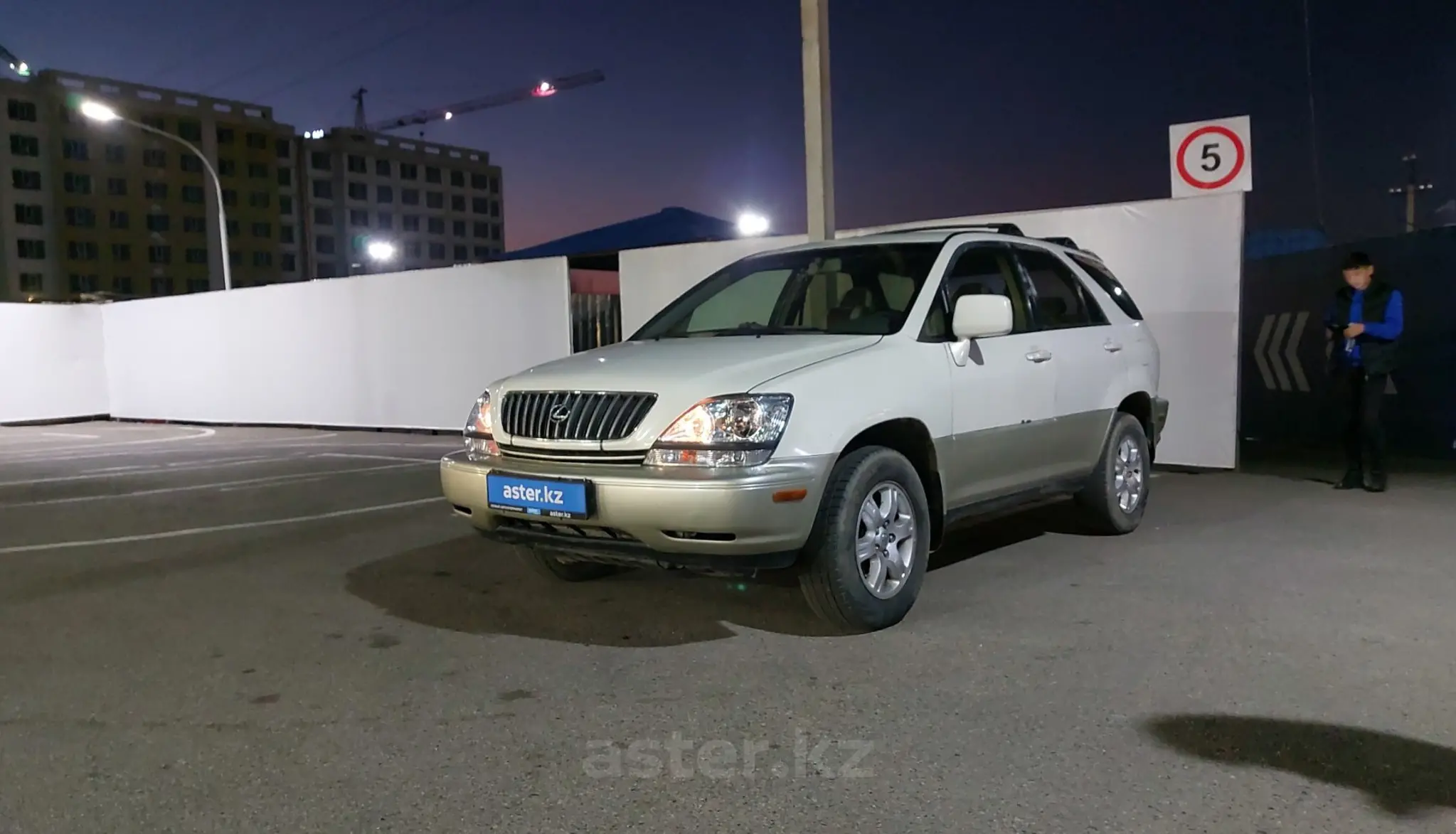 Lexus RX 1999