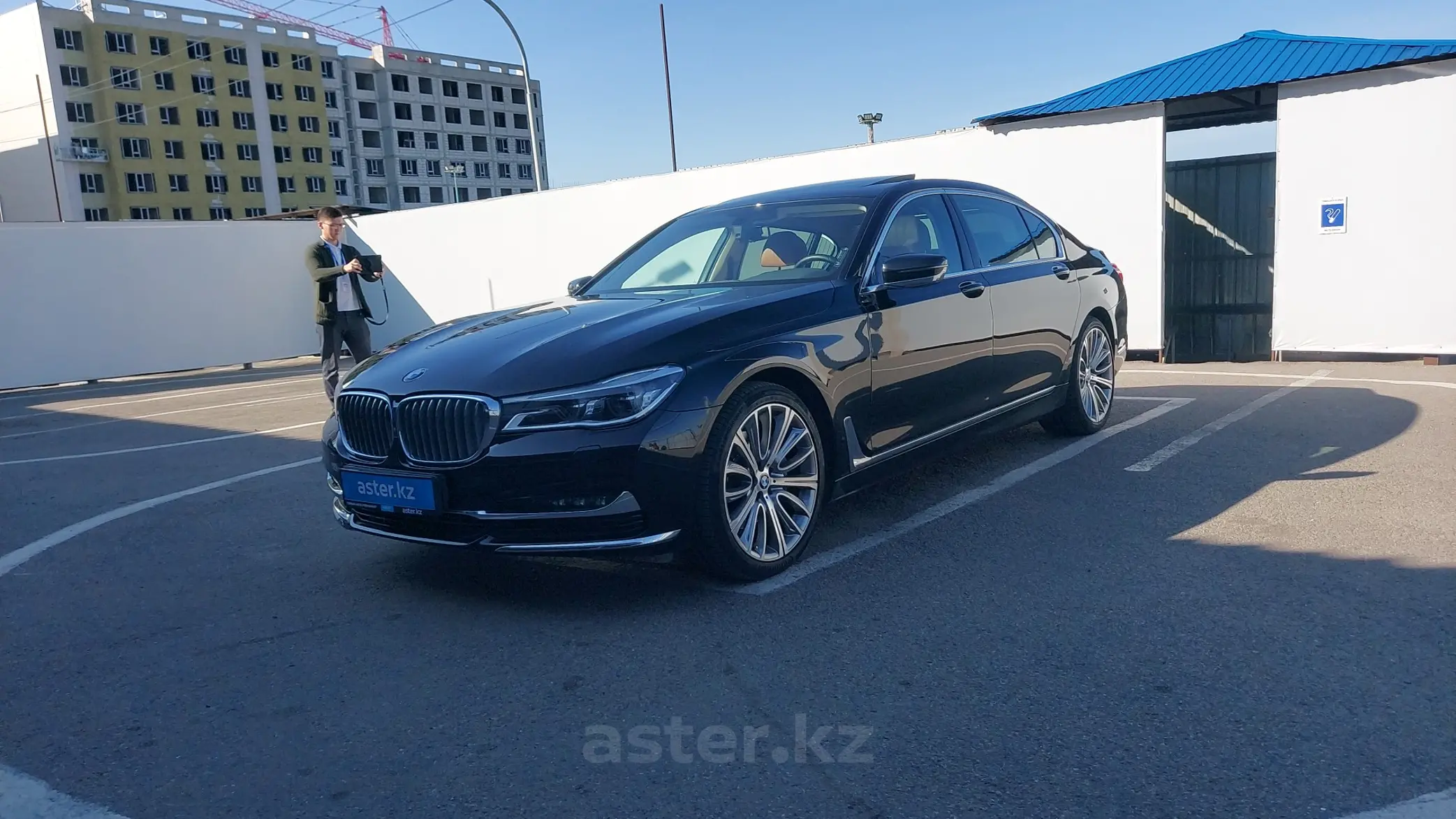 BMW 7 серии 2017