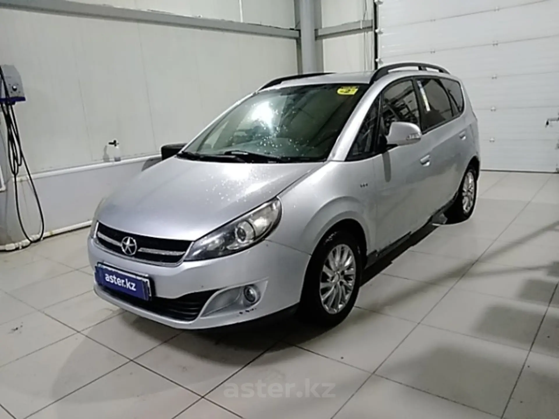 JAC J6 (Heyue RS) 2015