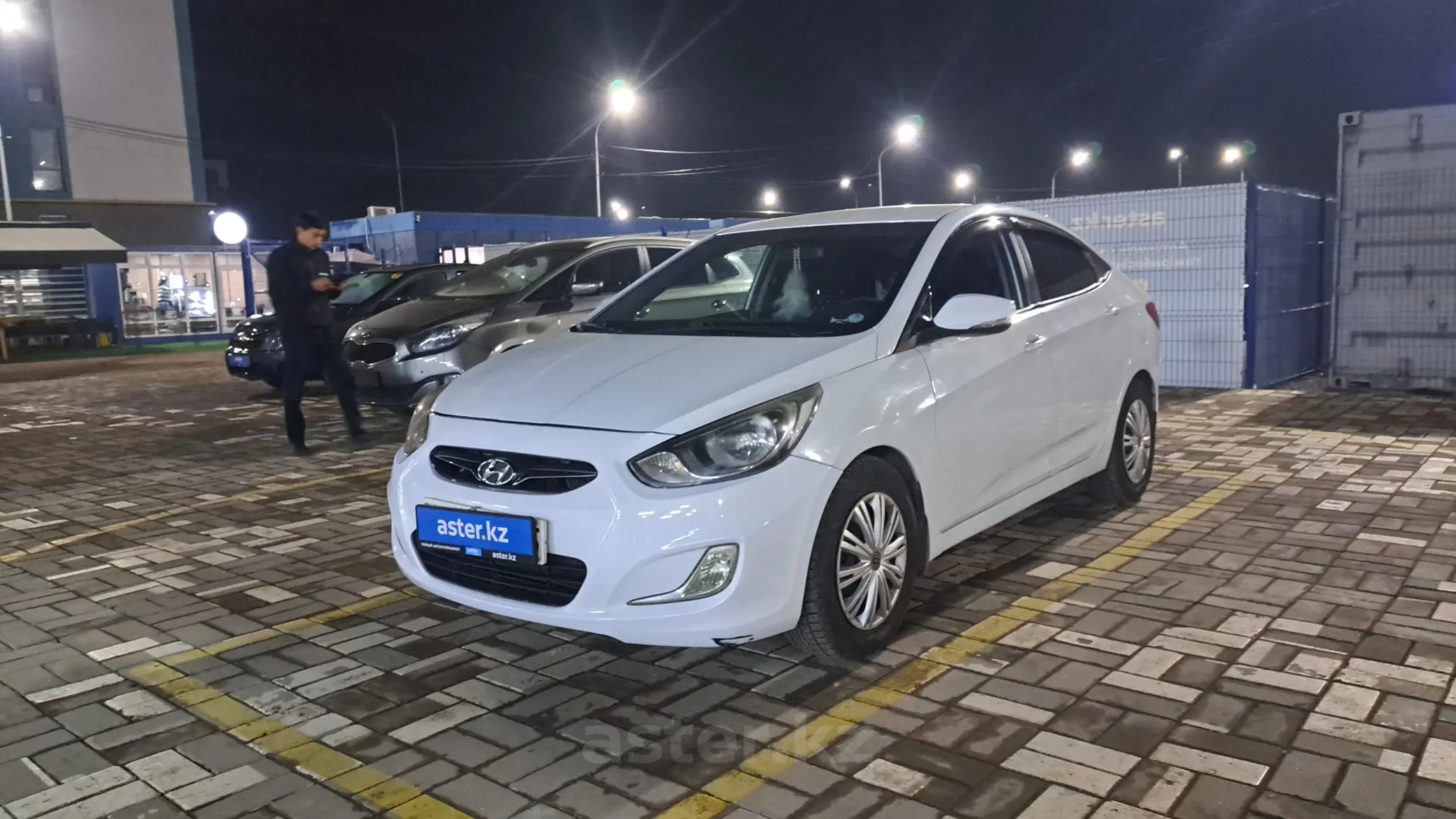 Hyundai Accent 2012