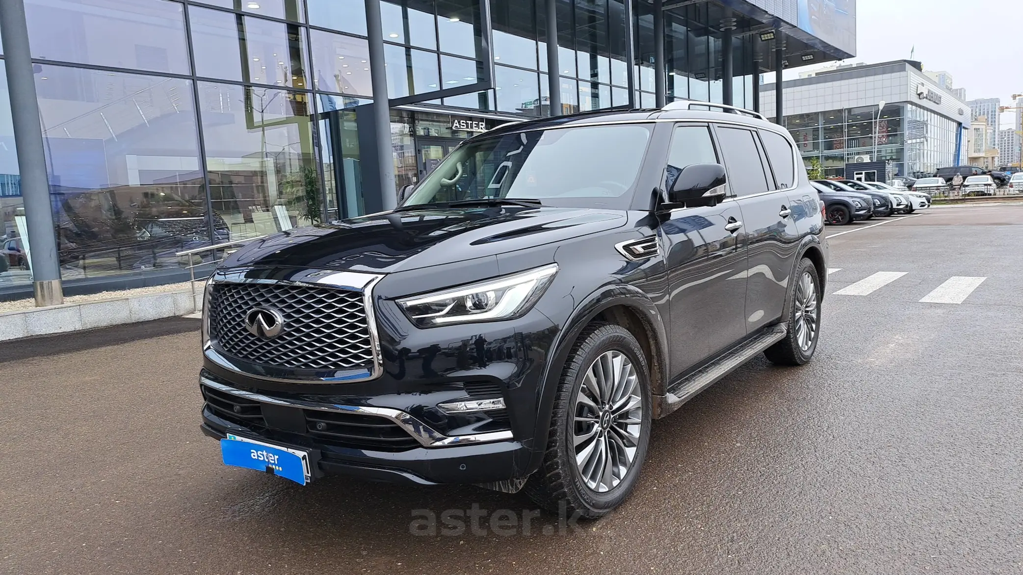 Infiniti QX80 2021