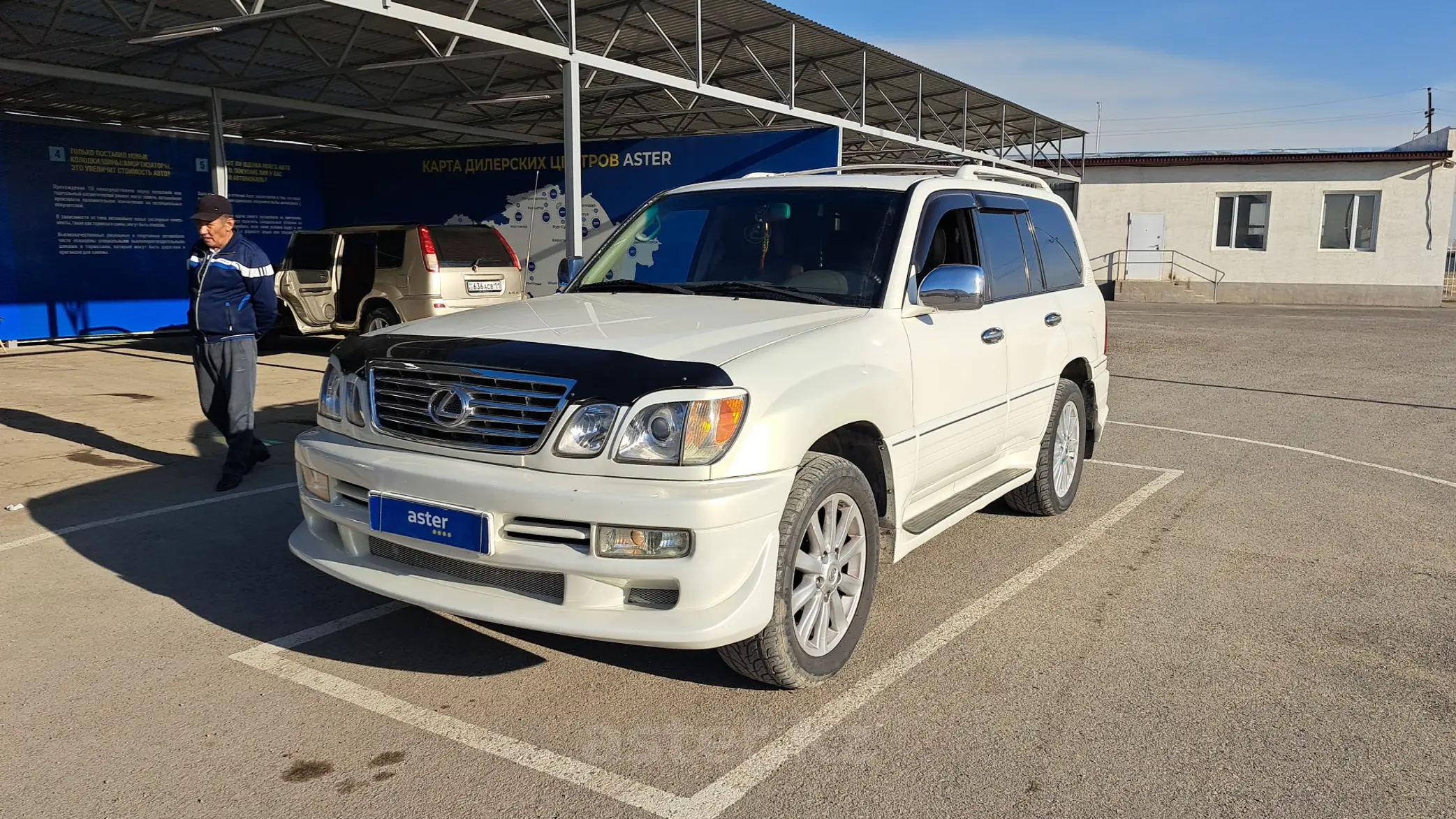 Lexus LX 1999