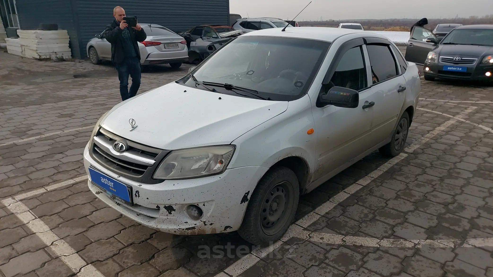 LADA (ВАЗ) Granta 2014