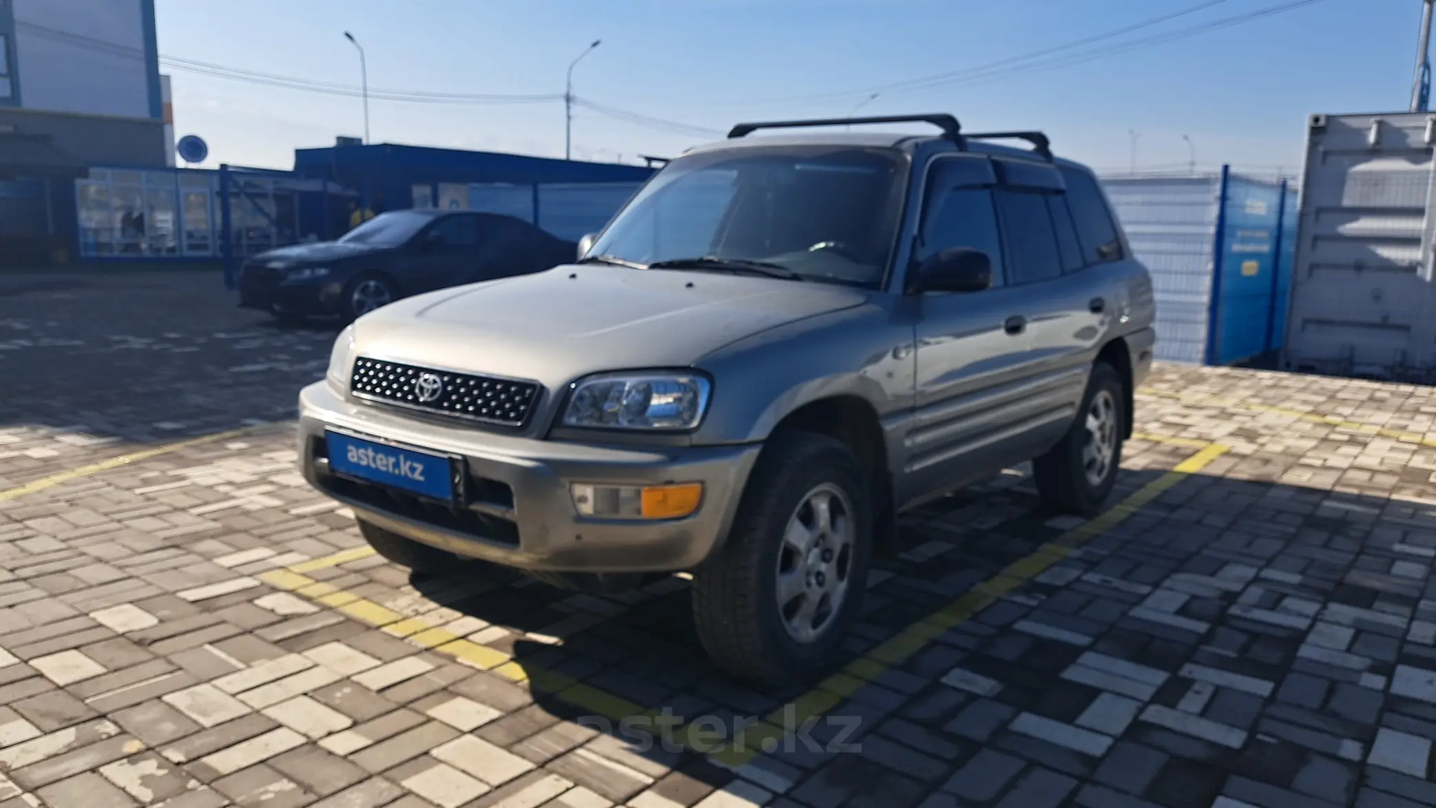 Toyota RAV4 2000