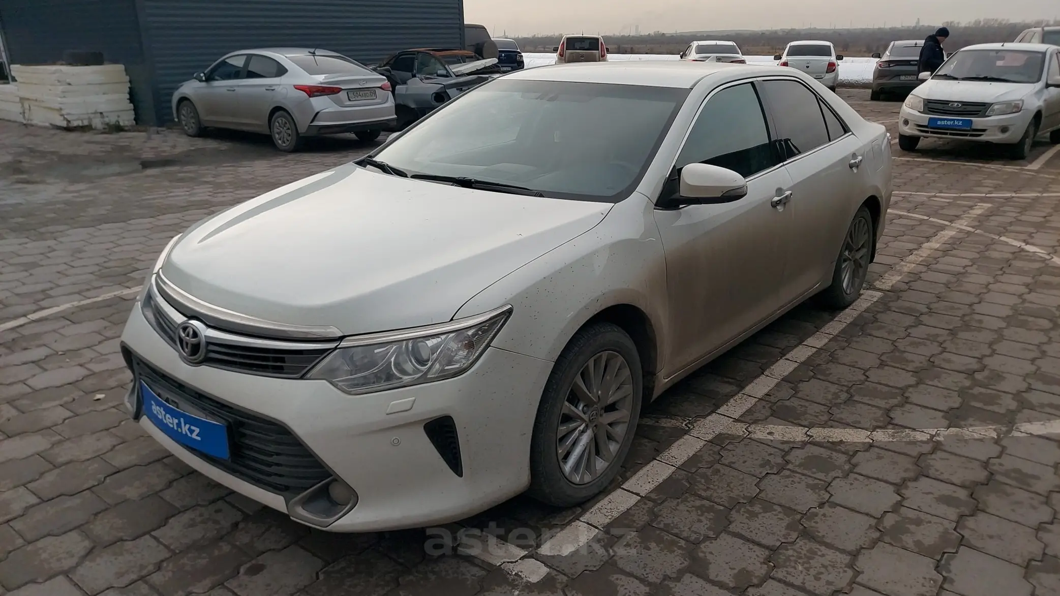 Toyota Camry 2016