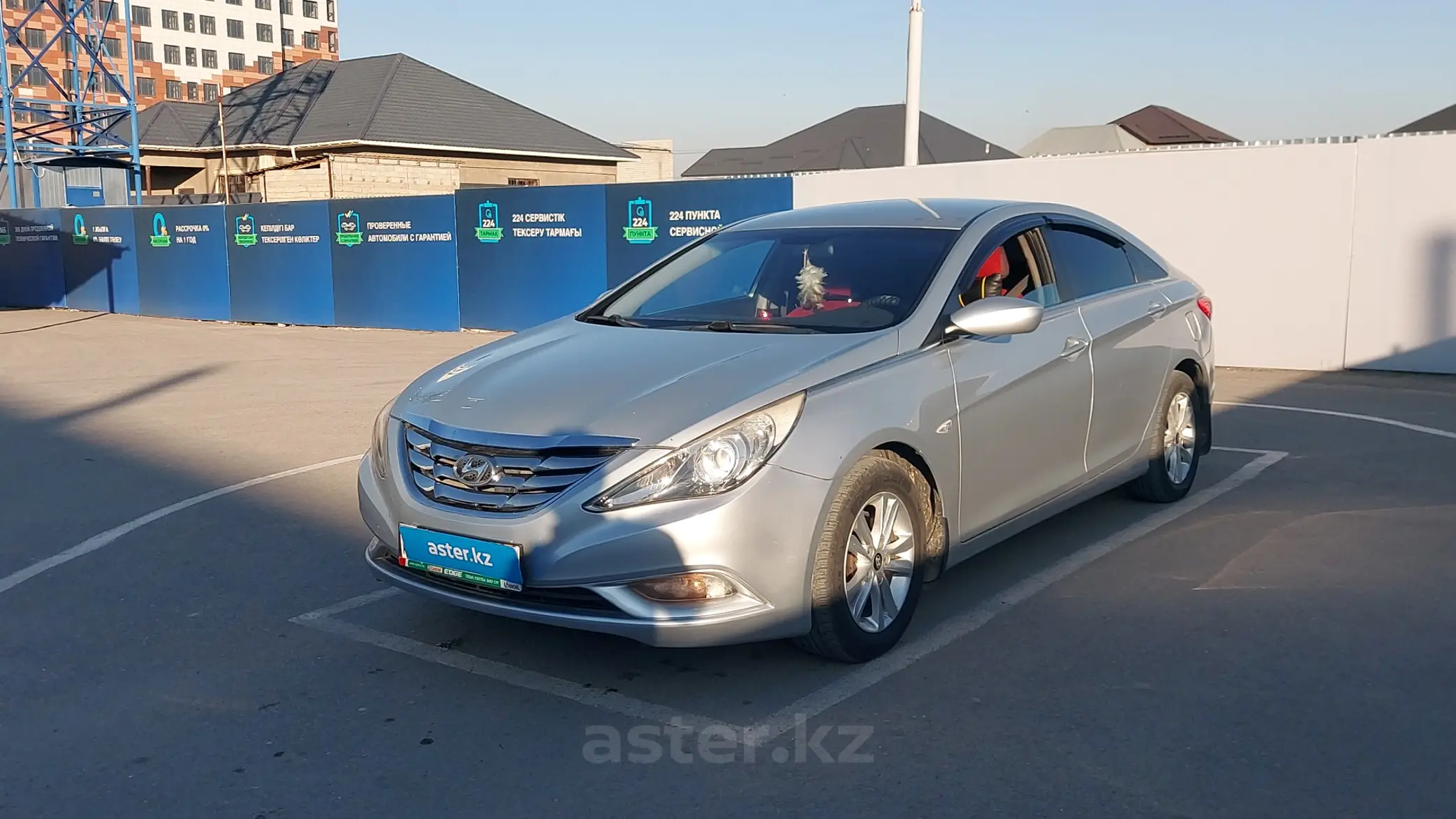 Hyundai Sonata 2011