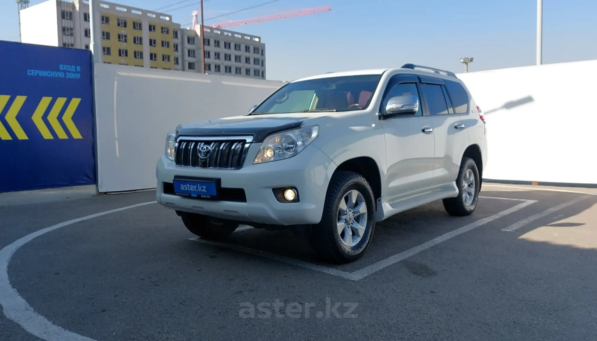 Toyota Land Cruiser Prado 2012