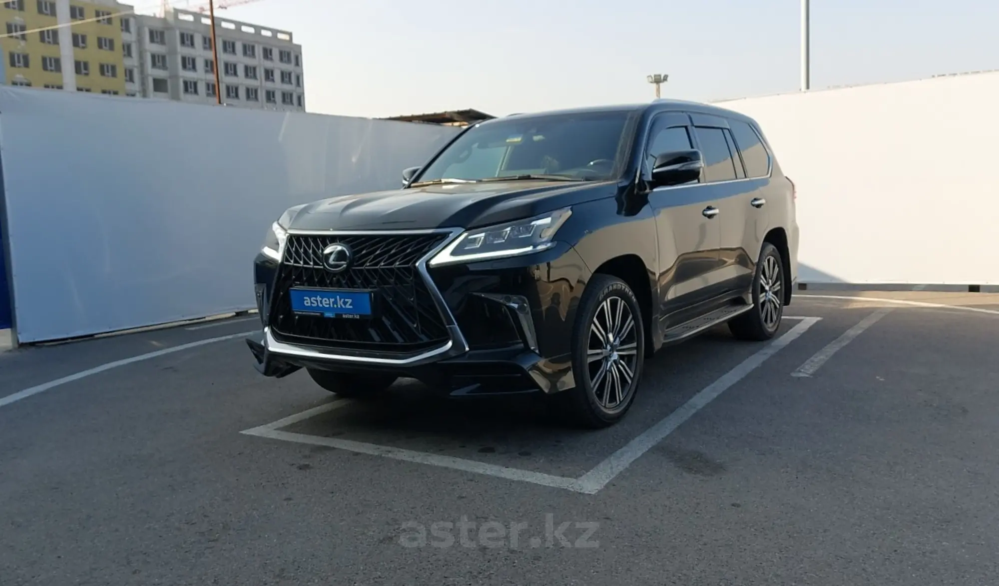 Lexus LX 2017